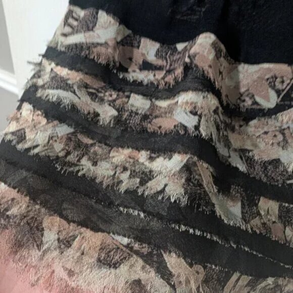 DVF | Women's Akira tunic length top with silk ruffle bottom - Picture 4 of 8